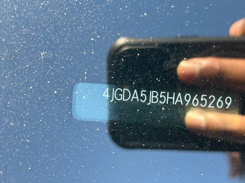 Used 2017 Mercedes-Benz GLE 350 image 3