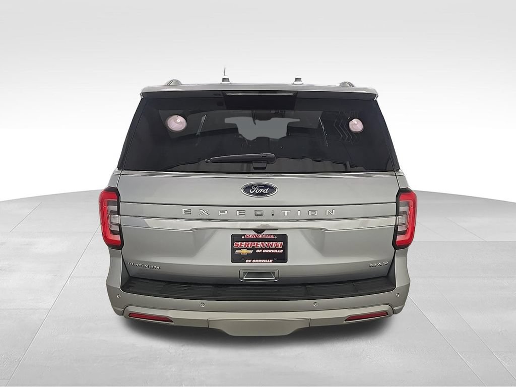 Used 2024 Ford Expedition Max Platinum AWD/4WD image 9