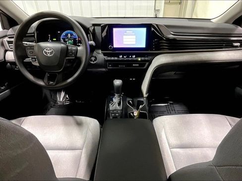 Used 2026 Toyota Camry LE w/ Convenience Package FWD image 15