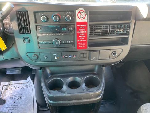 Used 2021 Chevrolet Express 3500 Work Van image 17