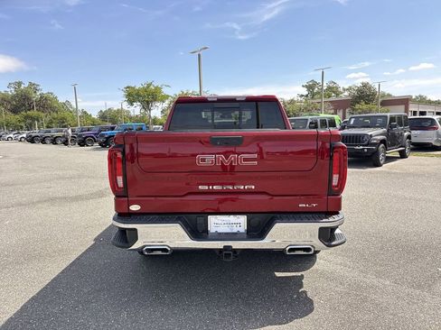 Used 2022 GMC Sierra 1500 SLT w/ SLT Premium Plus Package AWD/4WD image 4