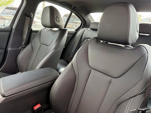 Used 2025 BMW 330i Sedan RWD image 19