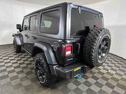 Used 2023 Jeep Wrangler Unlimited w/ 8.4" Radio Group AWD/4WD image 4