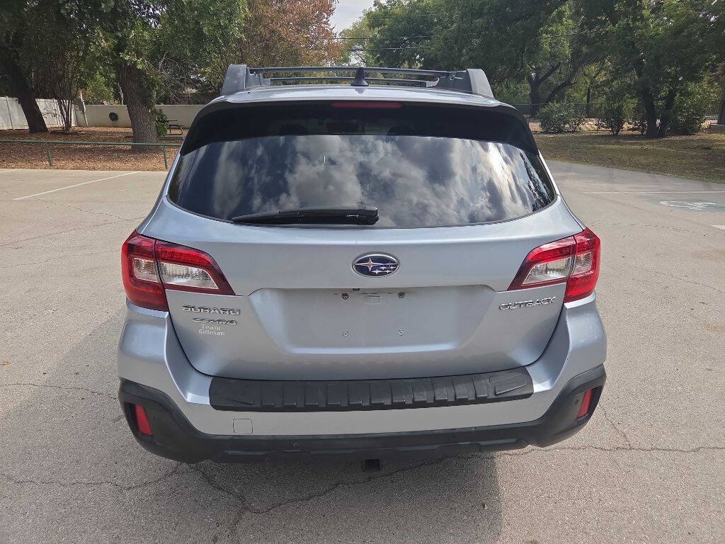Used 2018 Subaru Outback 2.5i Limited AWD/4WD image 5