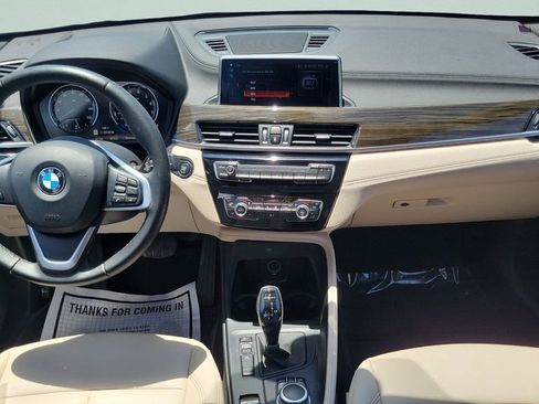 Used 2021 BMW X1 sDrive28i w/ Convenience Package FWD image 11