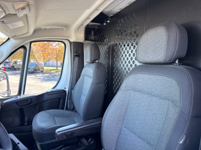 Used 2025 RAM ProMaster 2500 w/ U-Haul Equipment Group FWD image 22