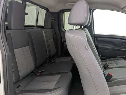 Used 2022 Nissan Titan S RWD image 21