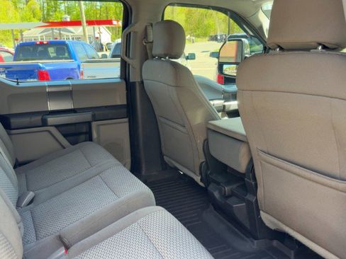 Used 2017 Ford F350 XLT w/ XLT Premium Package AWD/4WD image 17