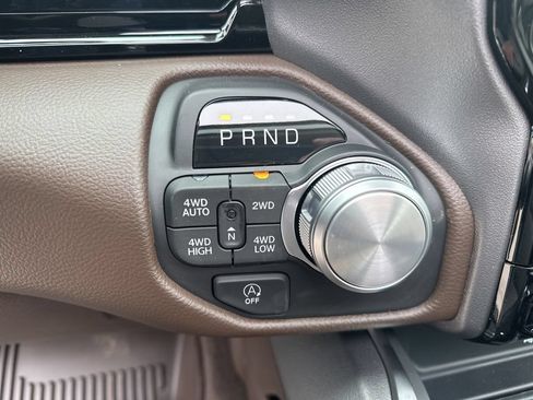 New 2026 RAM 1500 Laramie w/ Advanced Safety Group II AWD/4WD image 28