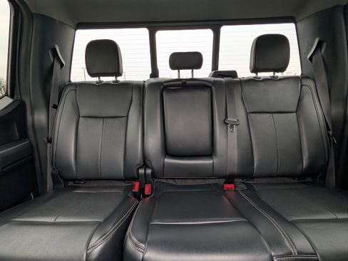 Used 2019 Ford F150 Lariat w/ Equipment Group 502A Luxury image 30