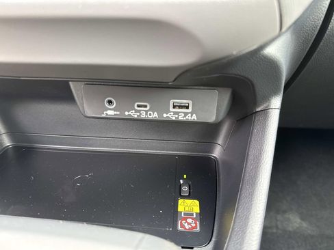 New 2026 Subaru Crosstrek 2.5i Sport AWD/4WD image 32