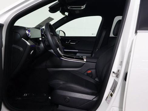 Certified 2025 Mercedes-Benz GLC 350e 4MATIC image 10