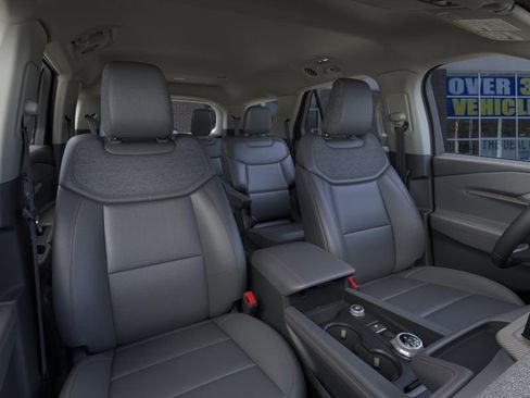 New 2025 Ford Explorer Active w/ Active Comfort Package AWD/4WD image 10