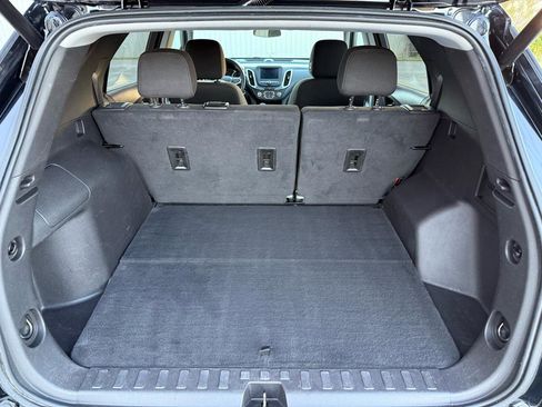 Used 2023 Chevrolet Equinox LT FWD image 21