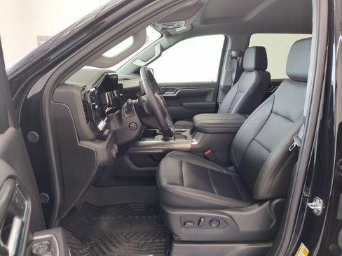 Used 2026 Chevrolet Silverado 1500 LTZ AWD/4WD image 9