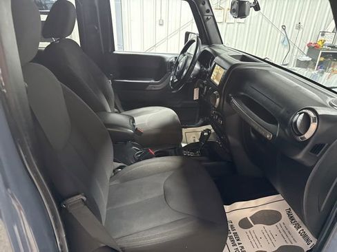 Used 2017 Jeep Wrangler Unlimited Sport w/ Quick Order Package 24S image 22