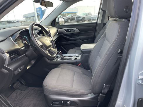 Used 2019 Chevrolet Traverse LT image 16