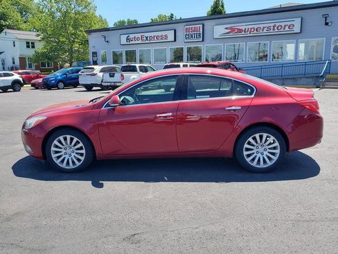Used 2013 Buick Regal Premium FWD image 4
