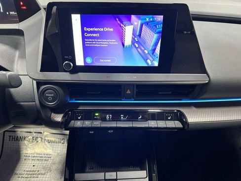 Used 2025 Toyota Prius XLE image 24