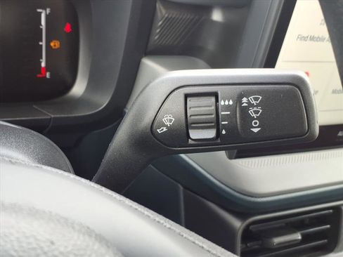 New 2026 Ford Maverick XL image 24