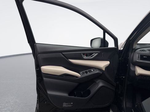 Used 2023 Subaru Ascent Limited AWD/4WD image 9