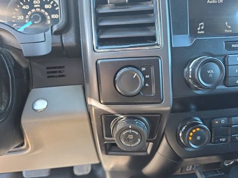 Used 2019 Ford F150 XLT w/ Trailer Tow Package AWD/4WD image 28