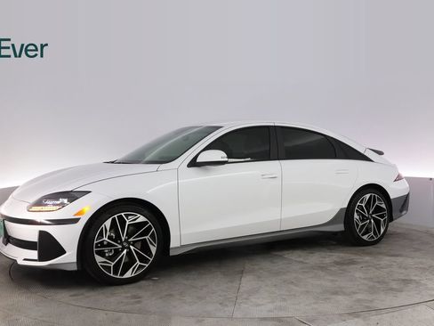 Used 2025 Hyundai Ioniq 6 SEL RWD image 18