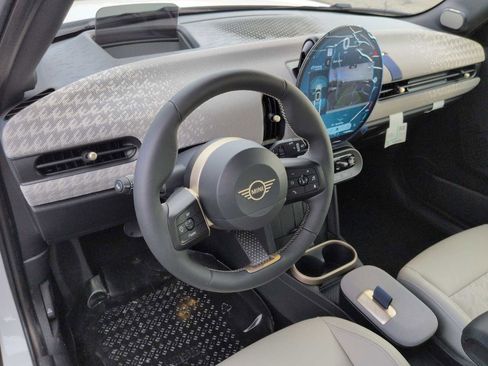 New 2026 MINI Cooper 4-Door Hardtop image 10