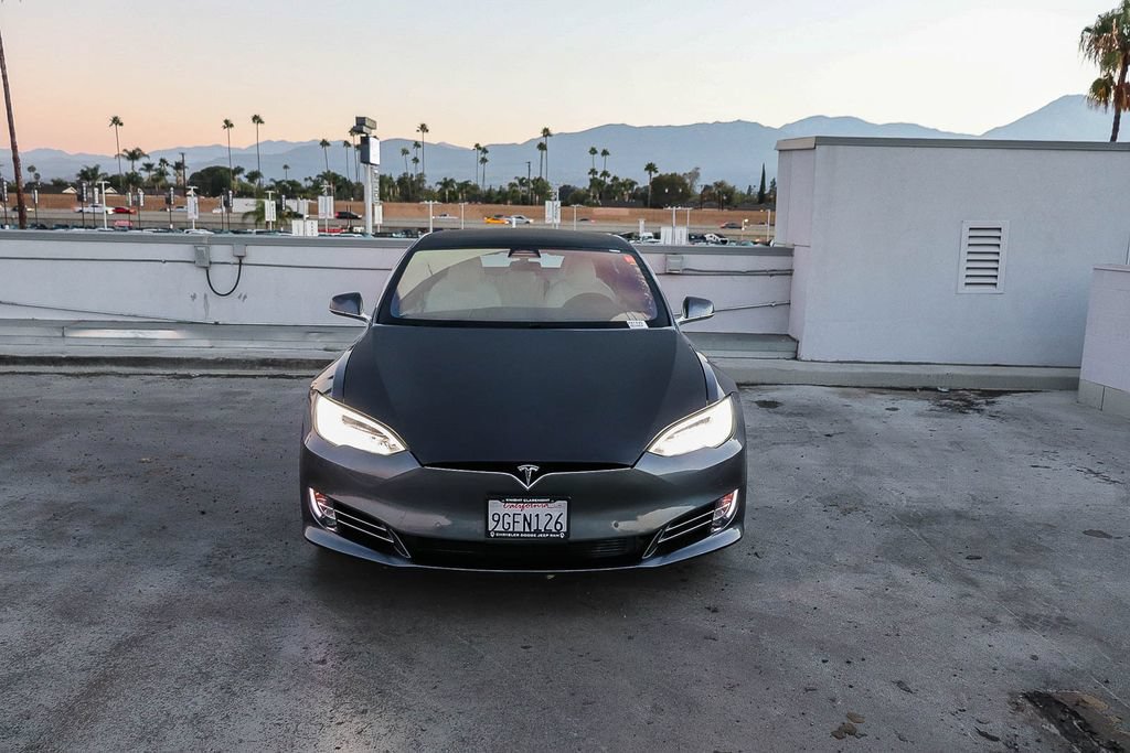 Used 2020 Tesla Model S Performance AWD/4WD image 3