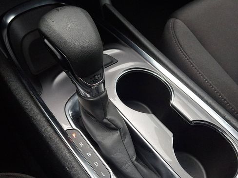 Used 2023 Chevrolet Malibu LT image 29