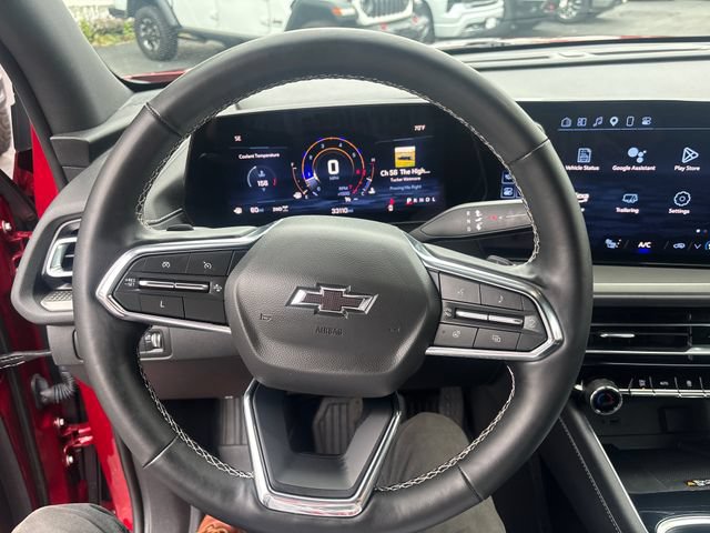 Used 2024 Chevrolet Traverse LT w/ Midnight/Sport Edition AWD/4WD image 16