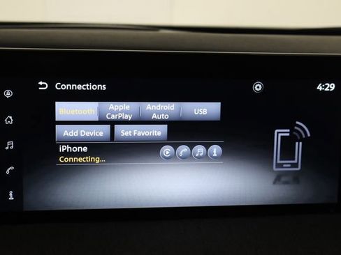 Used 2025 Nissan Kicks SV FWD image 29