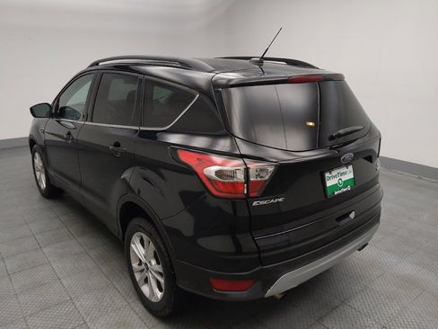 Used 2017 Ford Escape SE w/ Equipment Group 201A FWD image 5