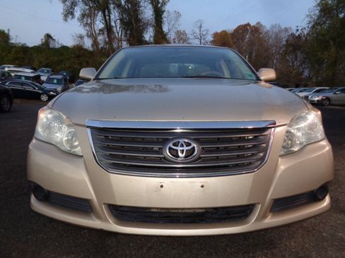 Used 2008 Toyota Avalon XL image 2