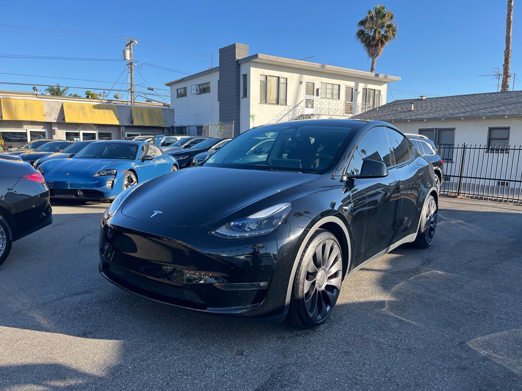 Used 2023 Tesla Model Y Performance AWD/4WD image 1