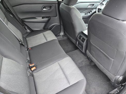 Used 2025 Nissan Rogue SV AWD/4WD image 19