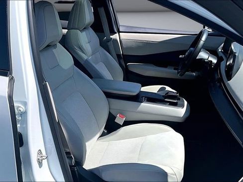 Certified 2023 Nissan Ariya FWD image 29