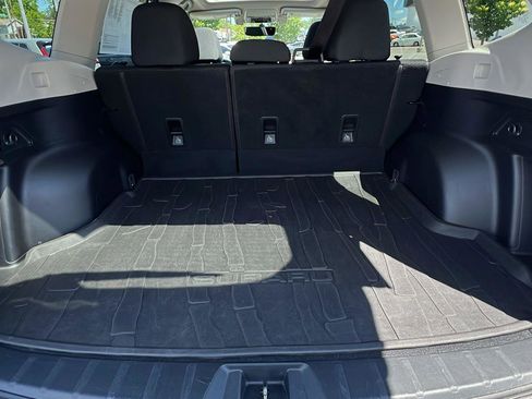 Used 2019 Subaru Forester Premium AWD/4WD image 16