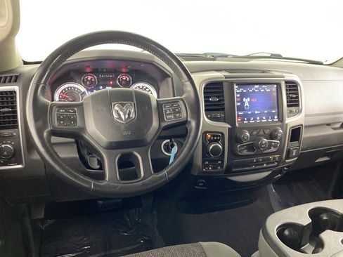 Used 2018 RAM 1500 Big Horn image 37