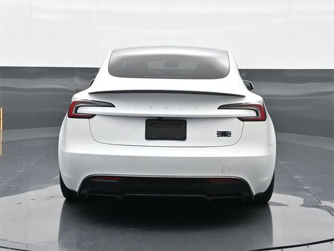 Used 2024 Tesla Model 3 Performance image 7