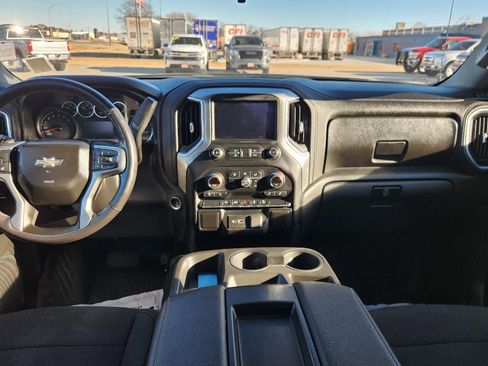 Used 2021 Chevrolet Silverado 1500 RST image 14