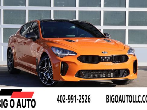 Used 2019 Kia Stinger GTS image 1