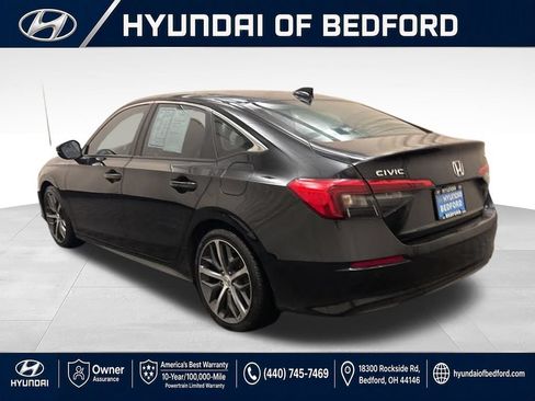 Used 2022 Honda Civic Touring image 10