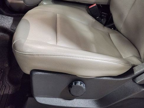 Used 2022 Ford F250 XL w/ Power Equipment Group image 46