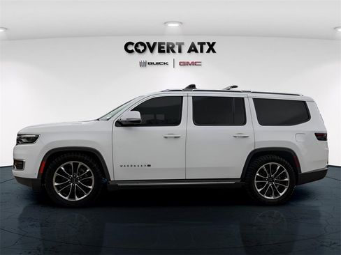 Used 2022 Jeep Wagoneer Series III w/ Premium Group I image 5