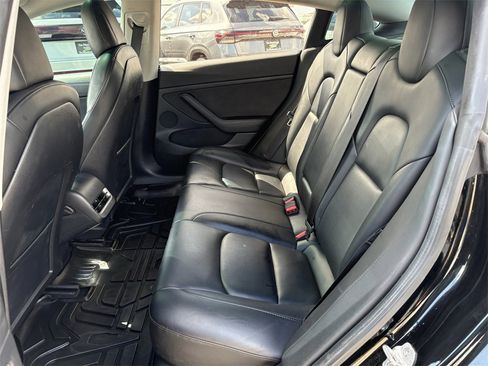 Used 2022 Tesla Model 3 Long Range image 24