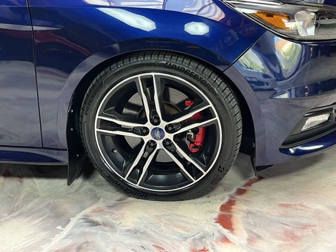 Used 2016 Ford Focus ST FWD image 33