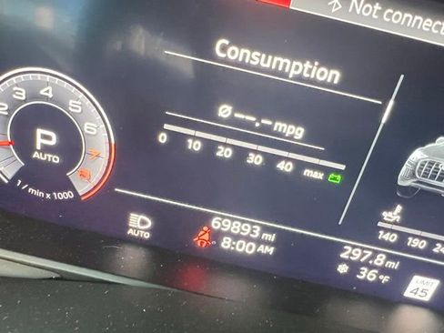 Used 2019 Audi Q8 Prestige w/ Year 1 Package image 15