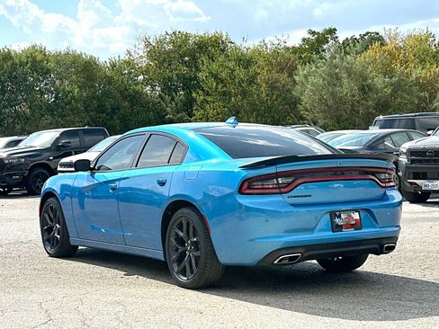 Used 2023 Dodge Charger SXT w/ Blacktop Package RWD image 13