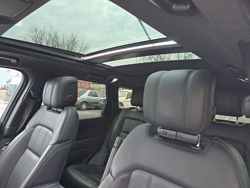 Used 2019 Land Rover Range Rover Sport HSE image 8